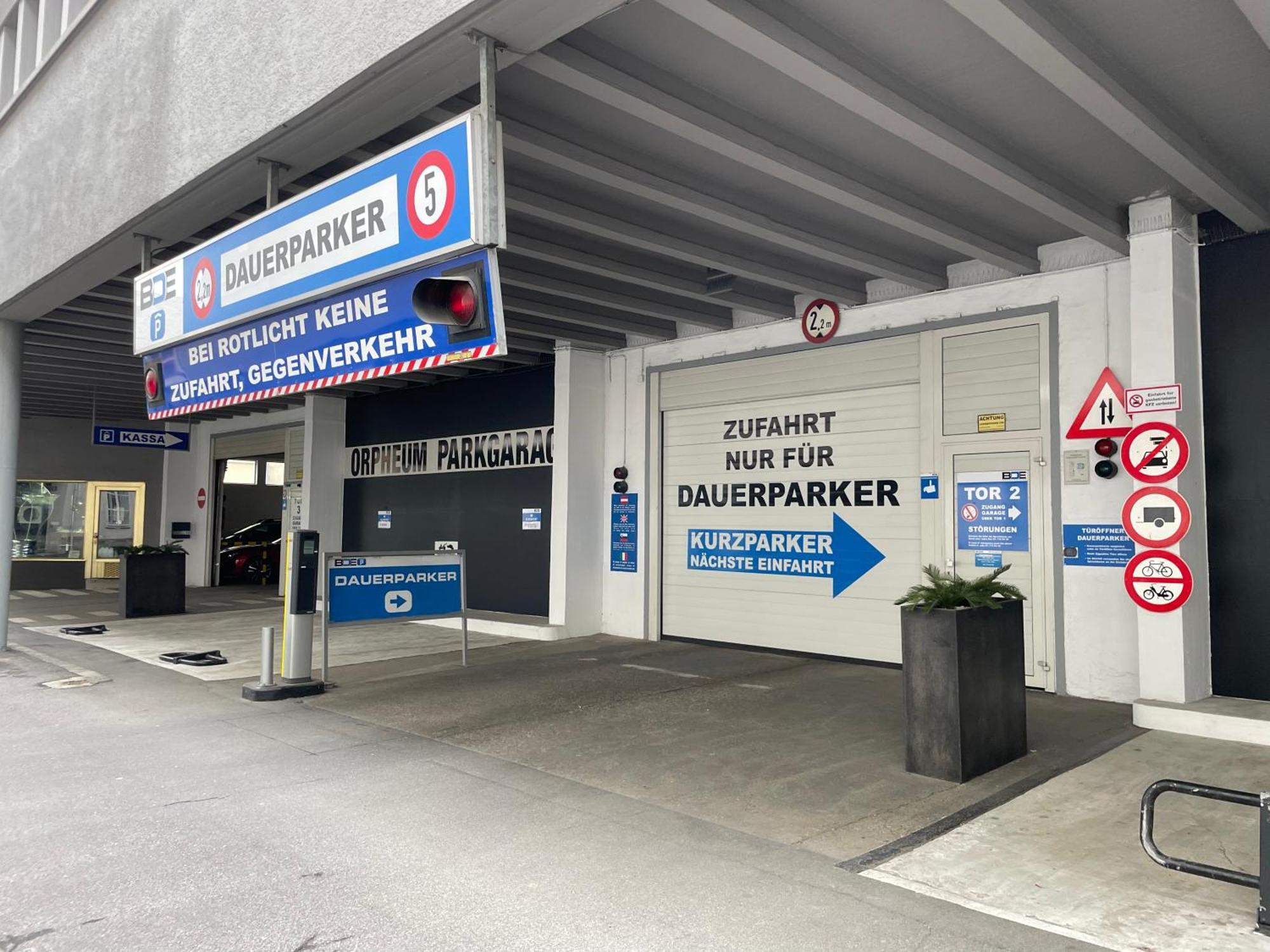 Apstay City Center Deluxe ǀ Free Parking ǀ Self Check-In กราซ ภายนอก รูปภาพ